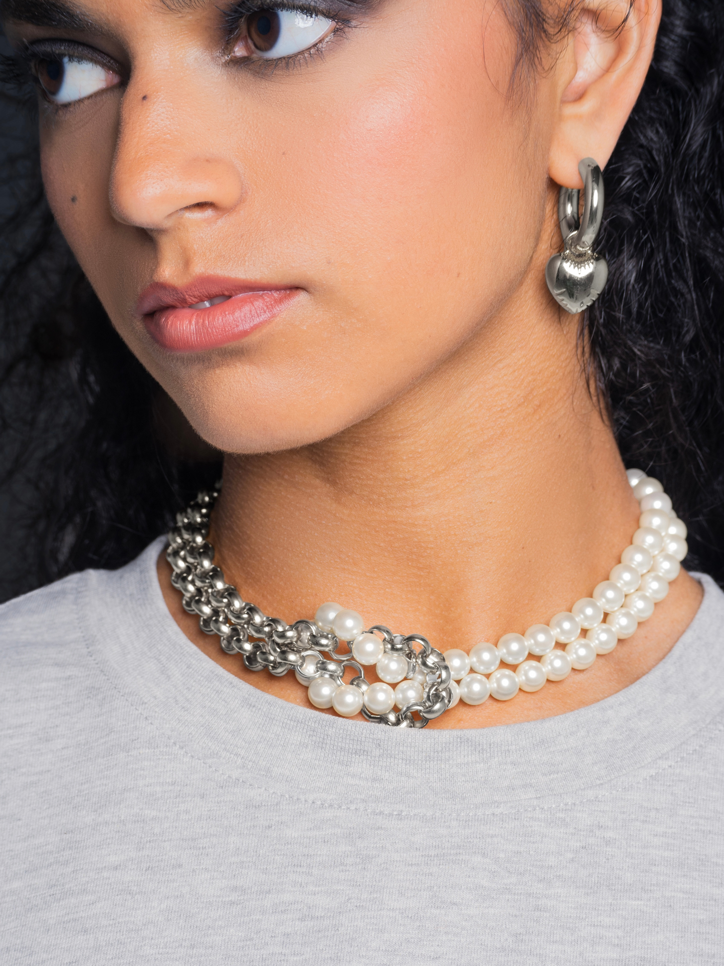 NECKLACE Chain and Pearls Knotted - Silver