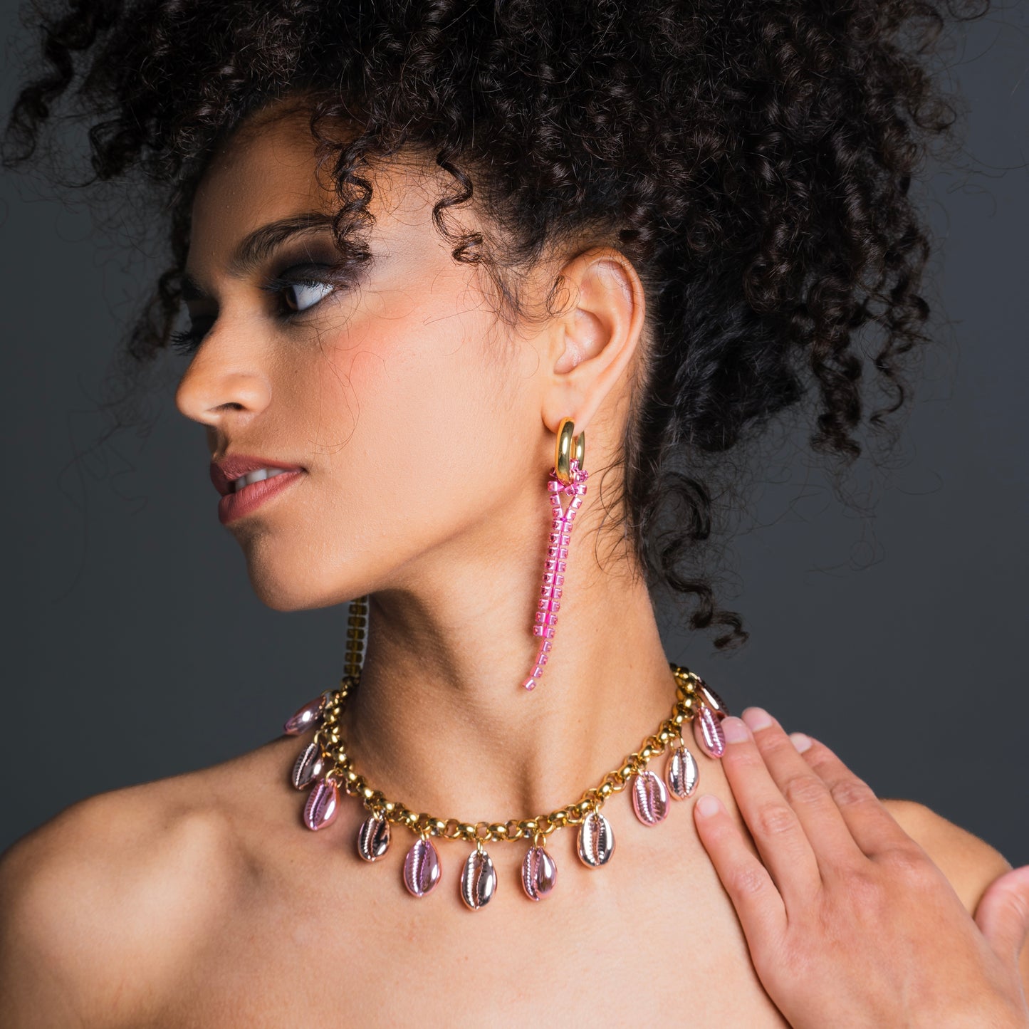 Metallic Shell NECKLACE - Pink