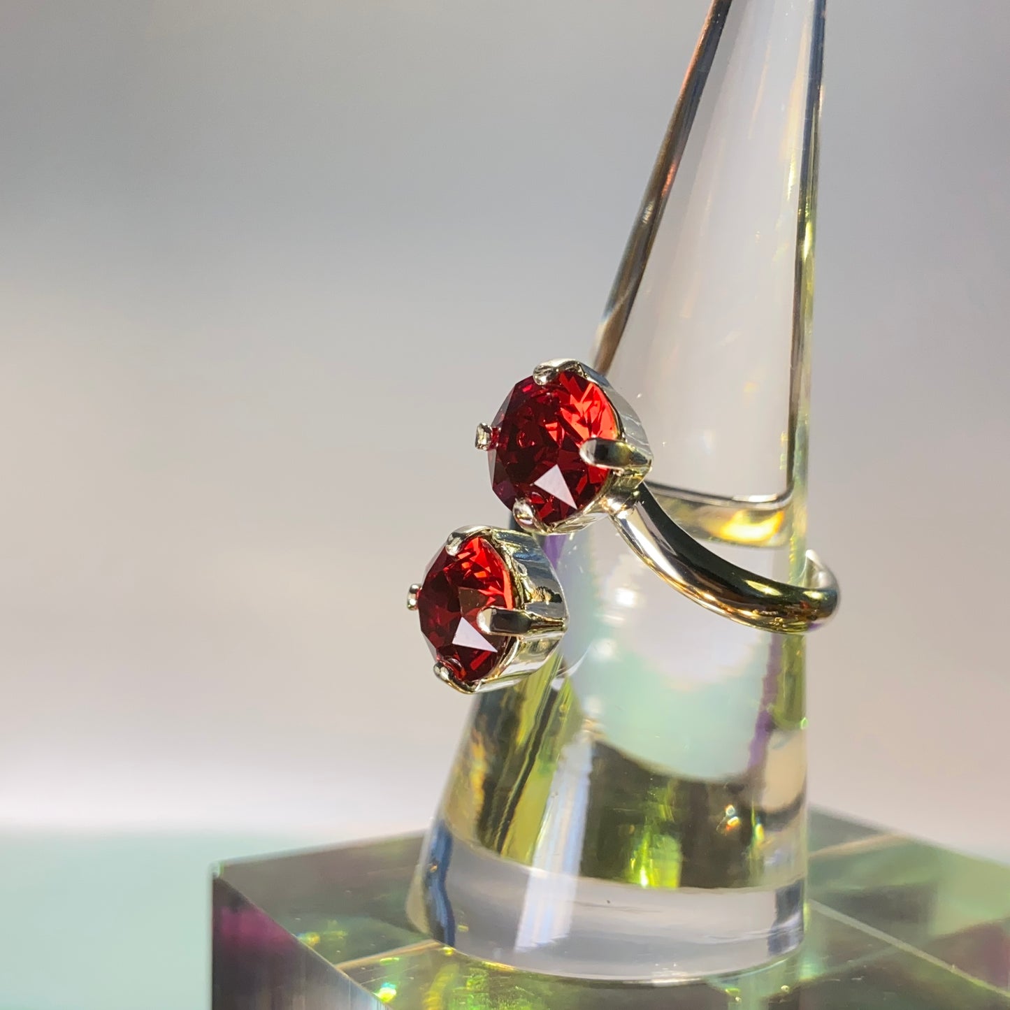 LAPILLI RING - Light Siam